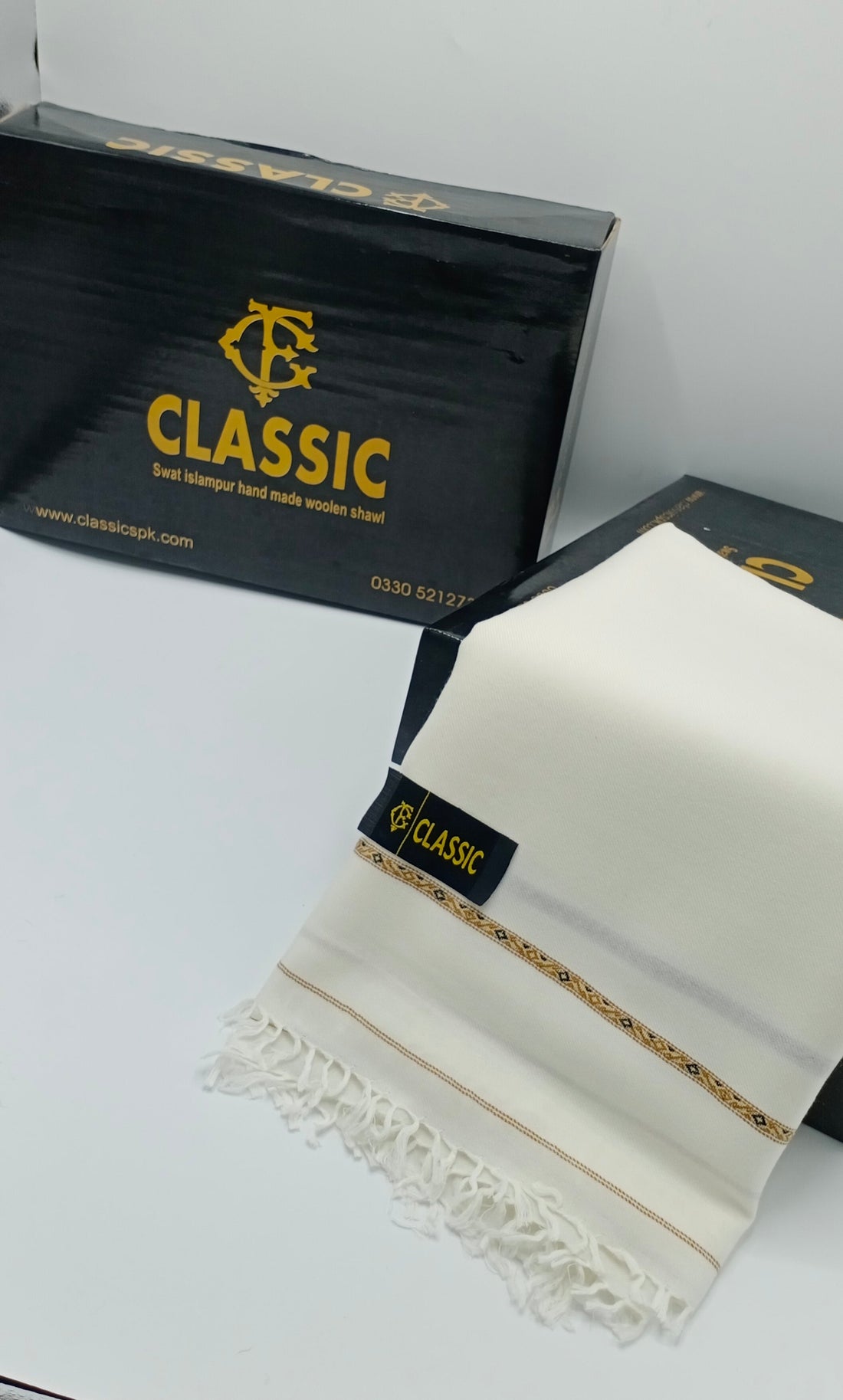 Premium White Wool Shawl – Handmade